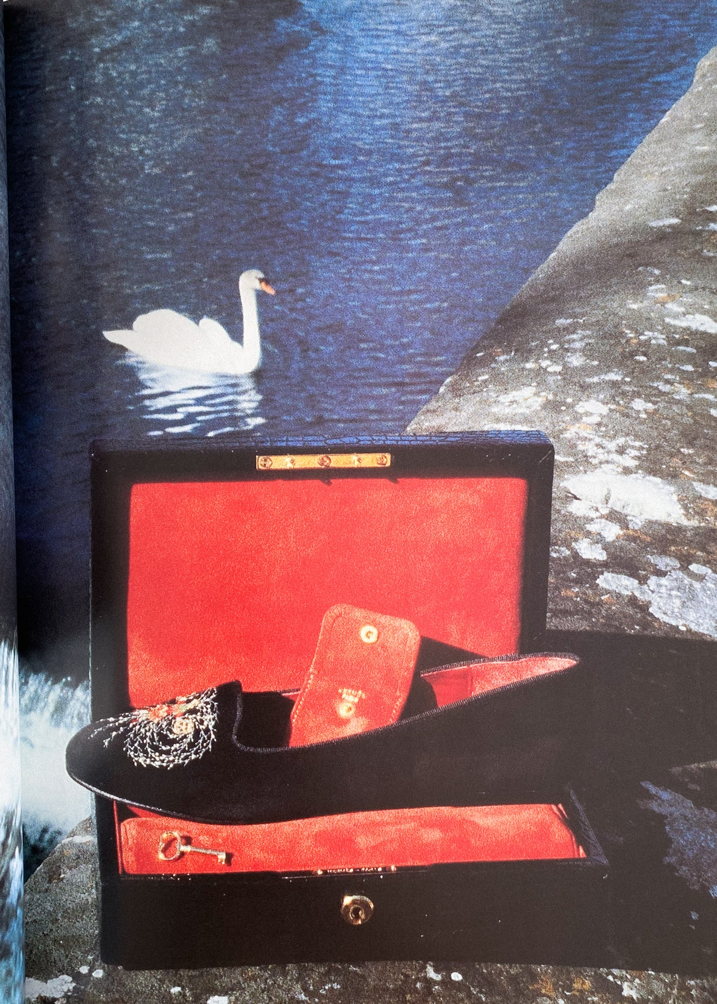Le Monde d'Hermès N° 16 / 1987-88, 150th Anniversary Special Edition