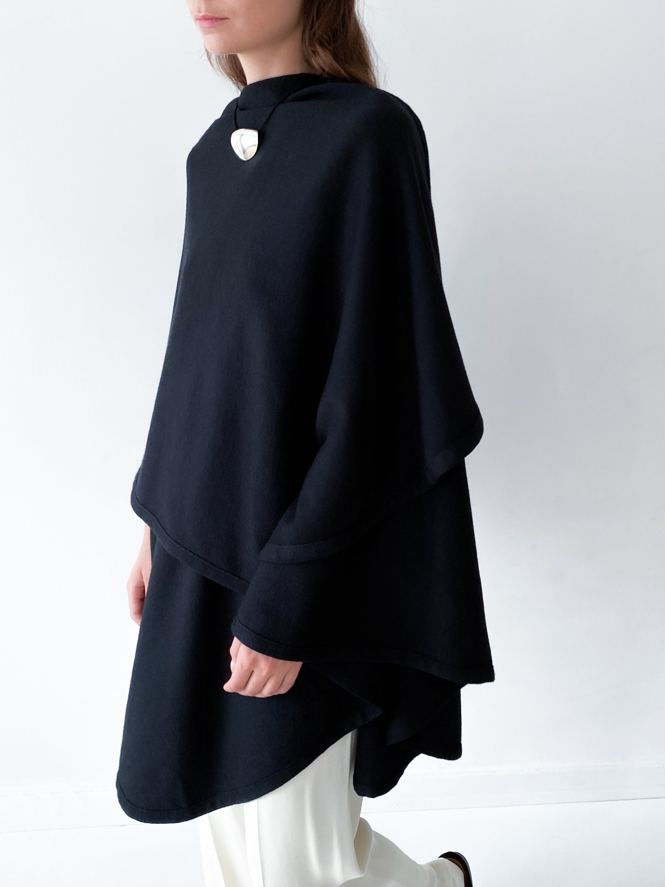 Tricot cape