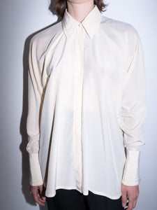 Silk shirt with bat sleeves
