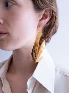 Artisanal brass earring
