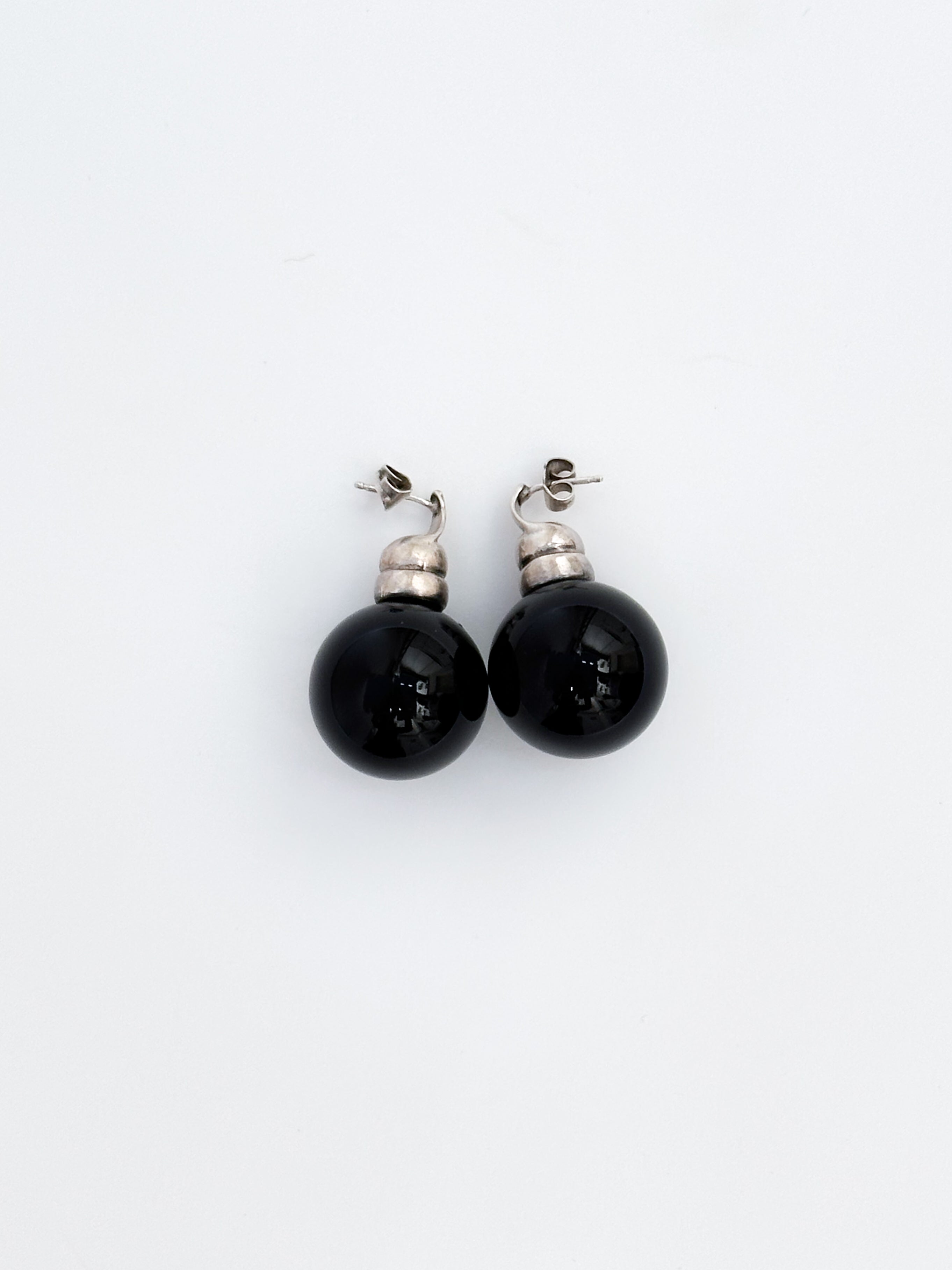 Onyx and silver sphere earrings