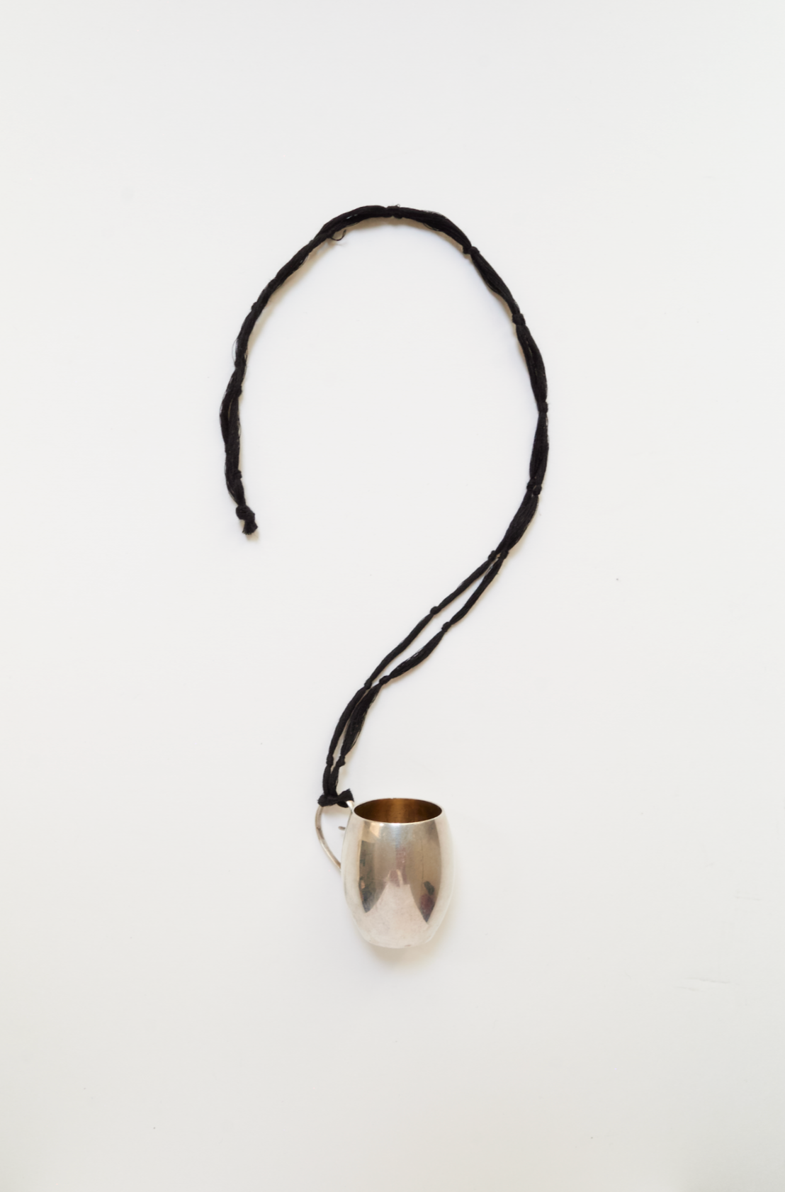 Silver gobelet necklace