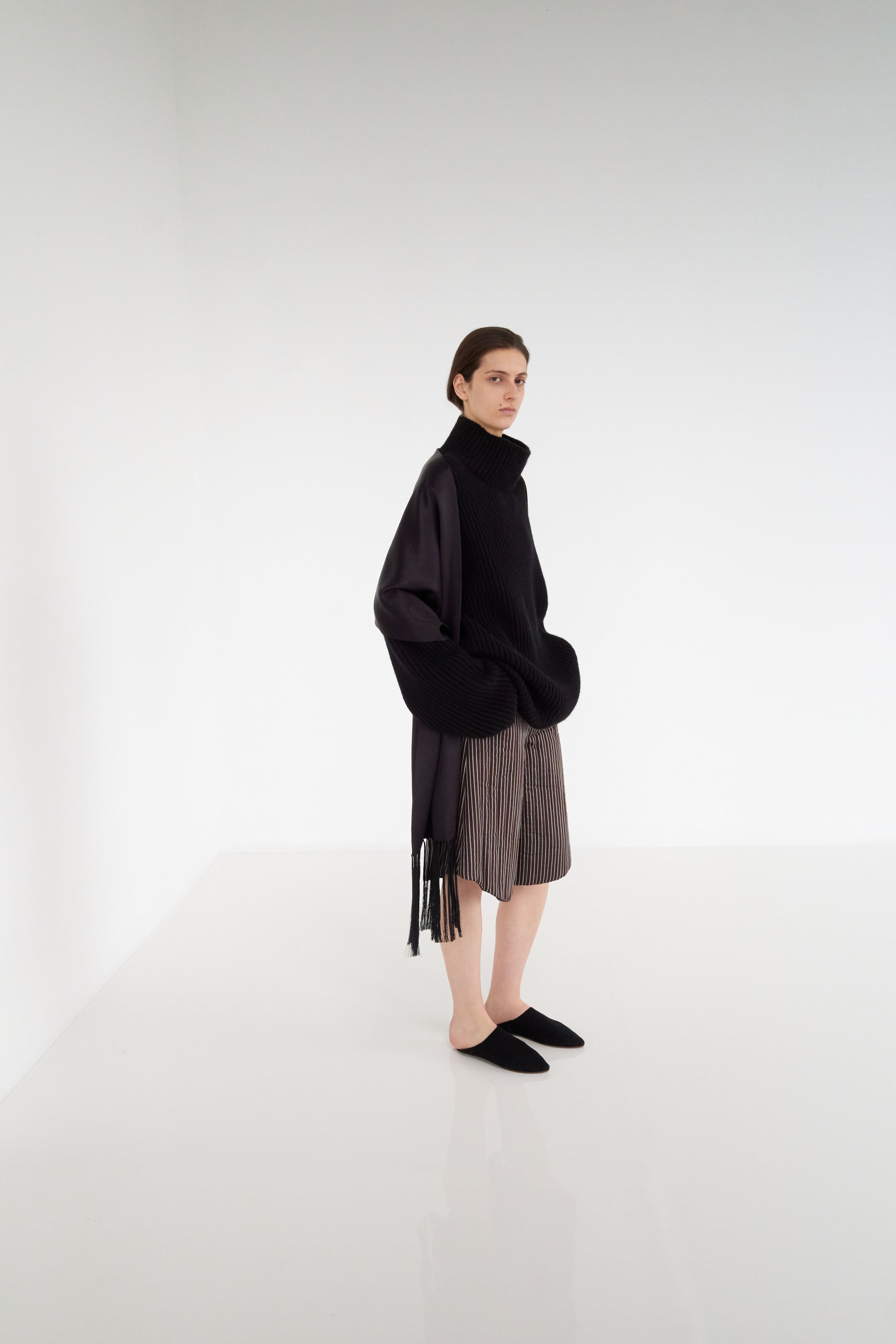 Preclothed, product: The Row sweater (fig. 2)