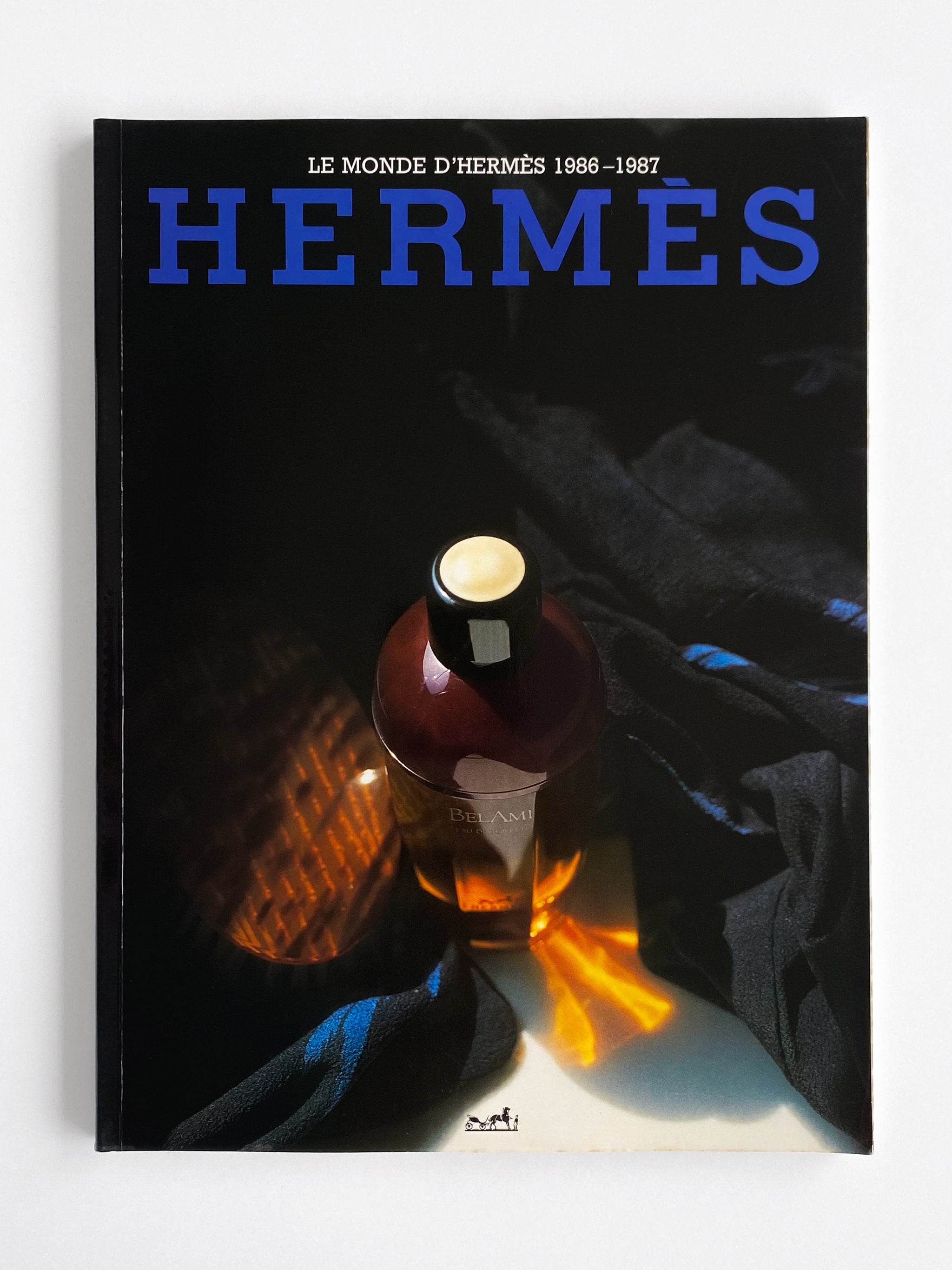 Le Monde d'Hermès – Preclothed
