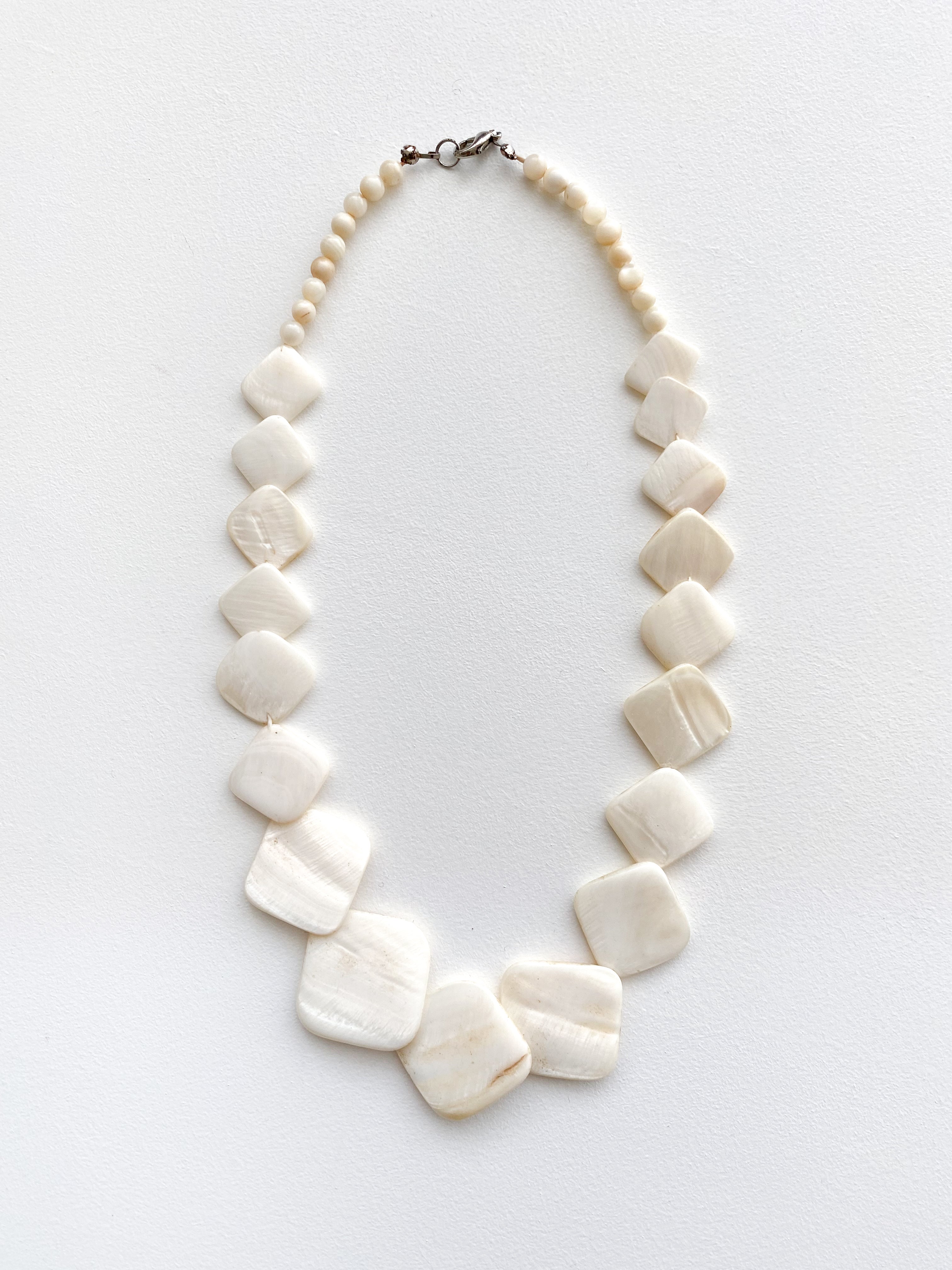 Nacre necklace
