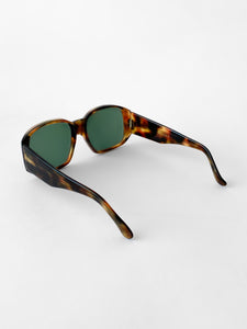 80's oversized sunglasses